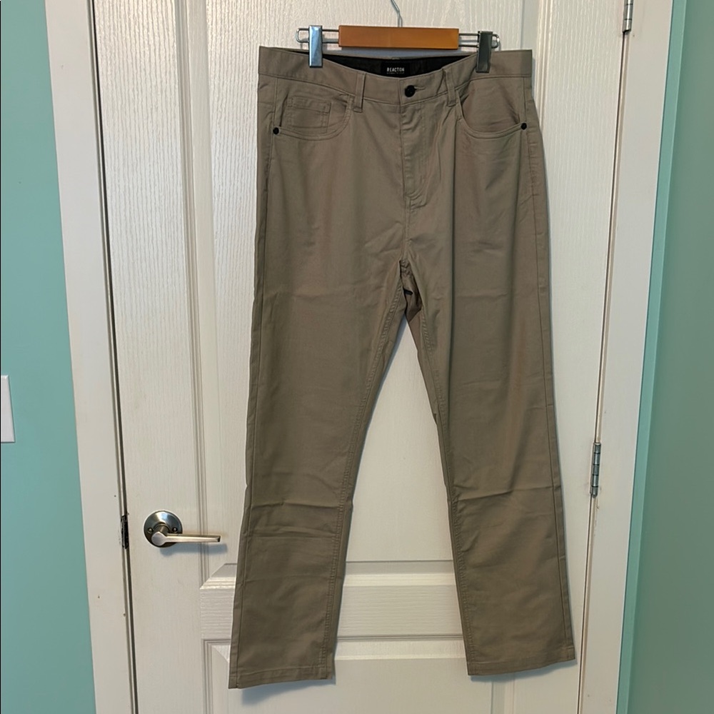 Kenneth Cole Men's Khaki Pants W34 L30